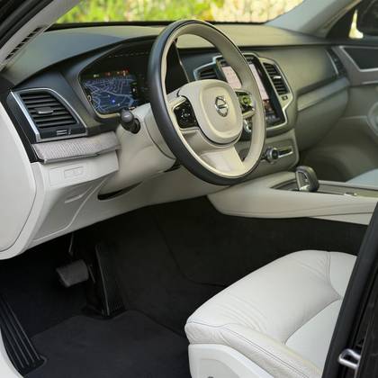 VOLVO XC90 2.0 T8 RECHARGE PLUS AWD GEARTRONIC VOLVO XC90 2.0 T8 RECHARGE PLUS AWD GEARTRONIC